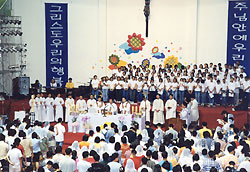 5월 젊음의 축제 곳곳에